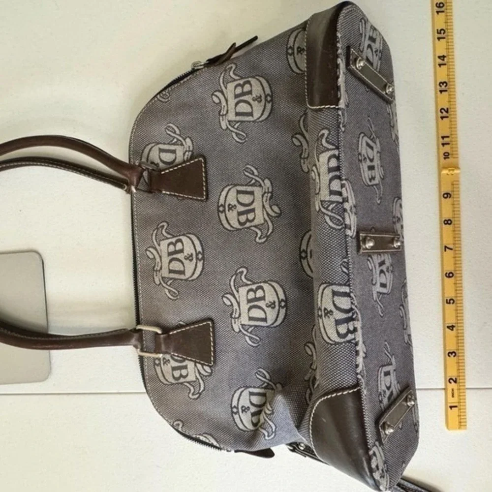 Dooney and Bourke Donegal Crest Domed Satchel w/wristlet Preppy Dark Academia